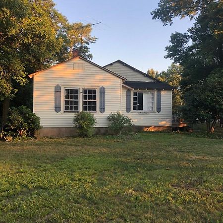 Private Cottage In Rural Clemmons Extérieur photo
